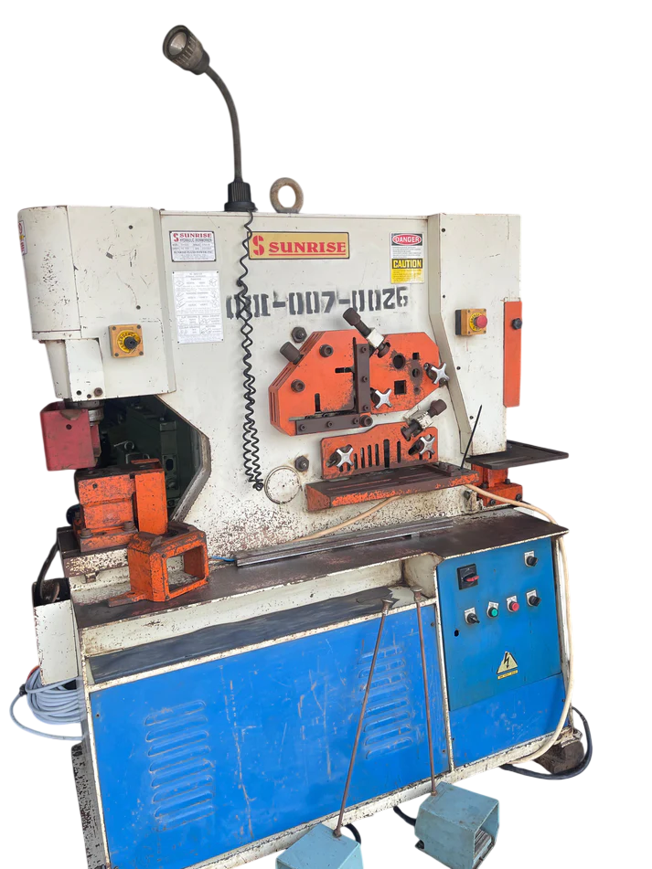 Hydraulic Iron Worker – 60 Ton (Sunrise)