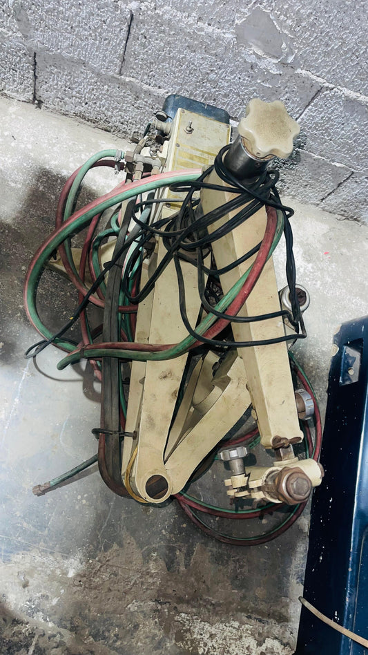Auto laser cutting iron made in China