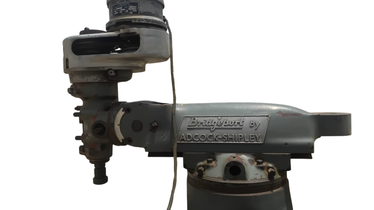 Bridgeport Manual Milling Machine – Made in Italy
