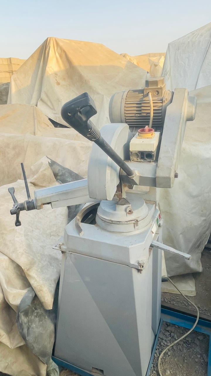 IRON TUBE CUTTER