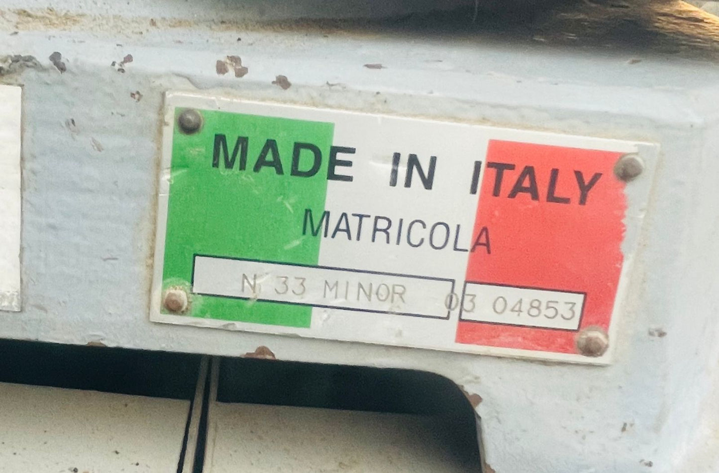 IRON TUBE CUTTER